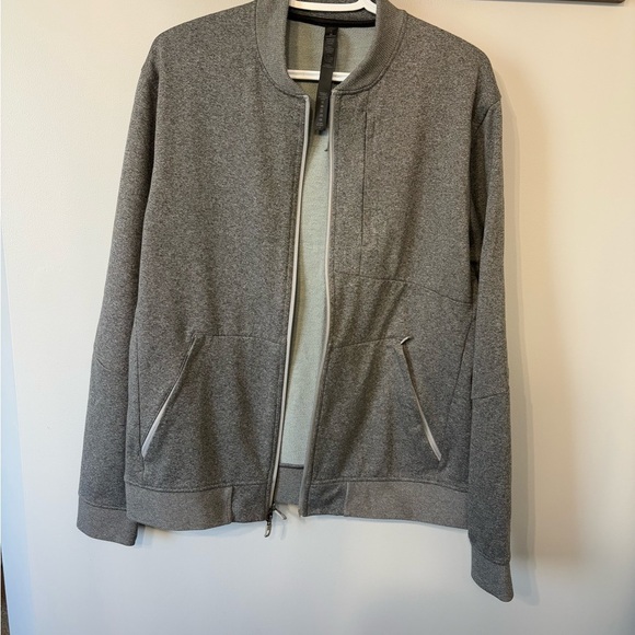 Men’s Lululemon zip up sweater in heather grey size L - Picture 5 of 5